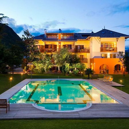 Hotel Weingut Klosterhof Caldaro Dış mekan fotoğraf