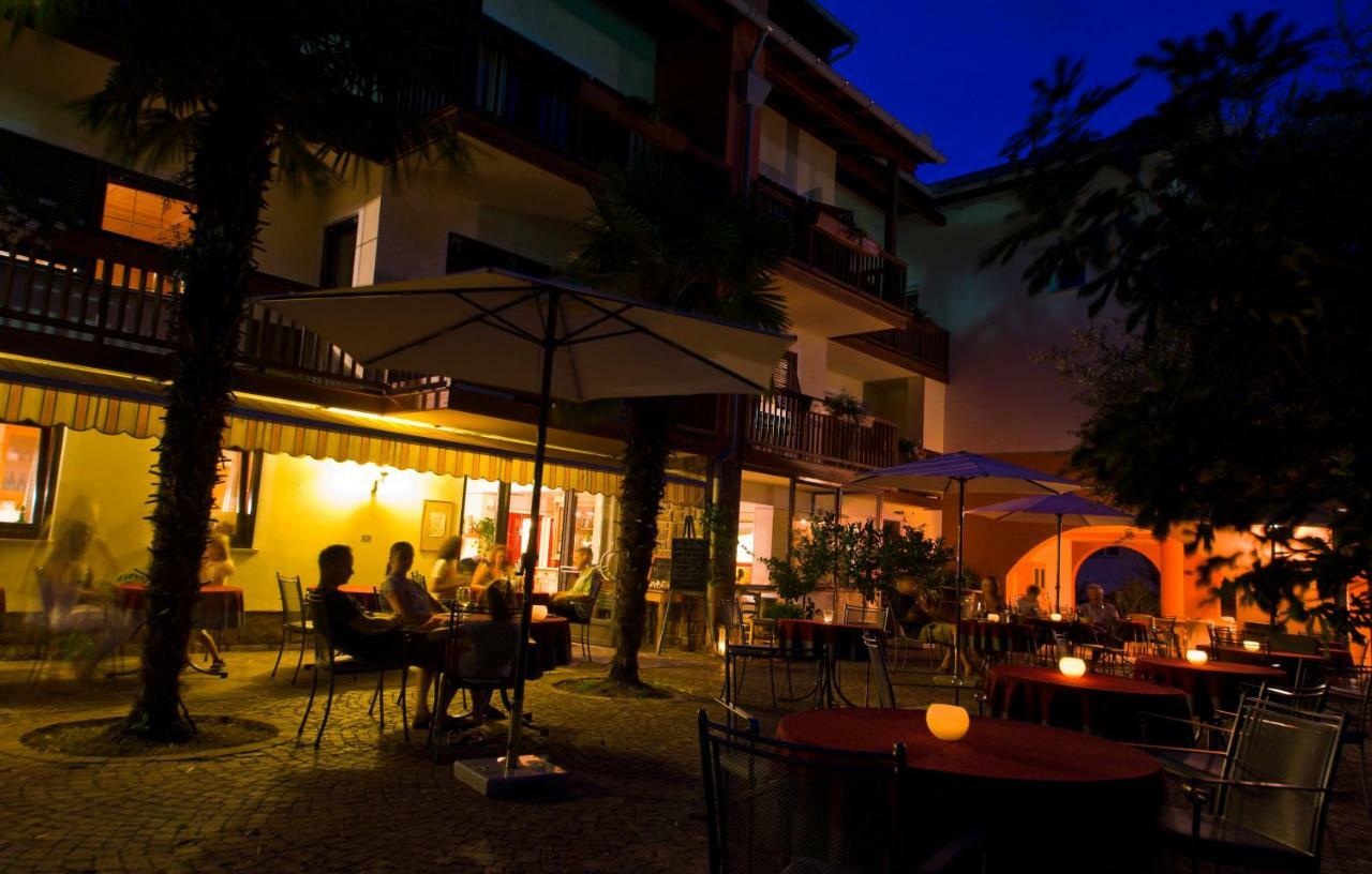 Hotel Weingut Klosterhof Caldaro Dış mekan fotoğraf
