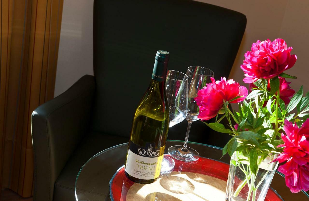 Hotel Weingut Klosterhof Caldaro Dış mekan fotoğraf